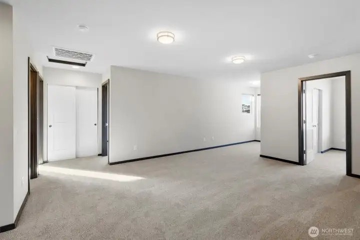 Oversized Familyroom