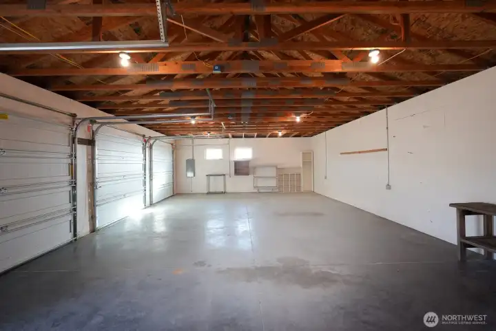 Detached 3 car garage