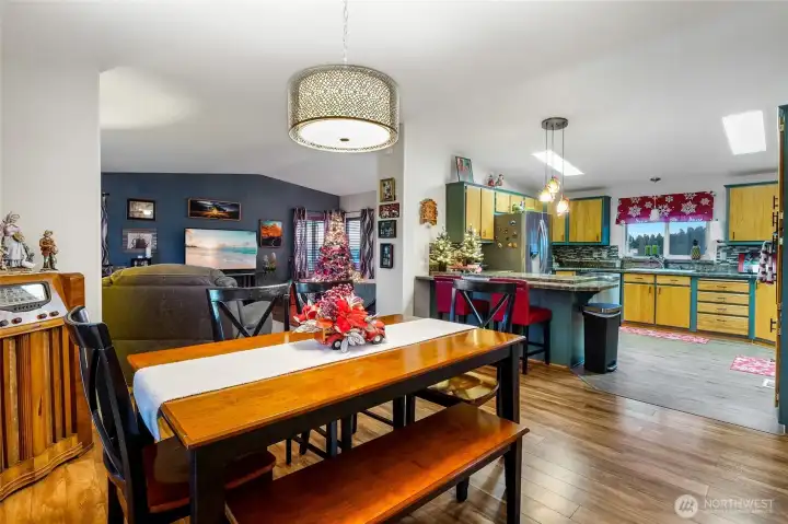 Enjoy breakfast with a view of the fairway