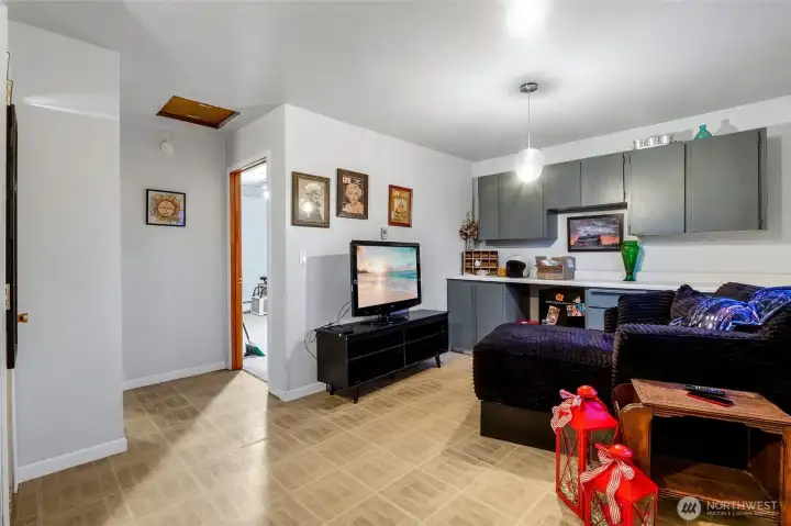 Perfect guest space, teen hangout, or hobby retreat.