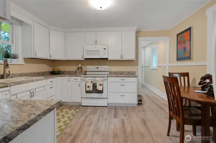 Updated, eat in kitchen.