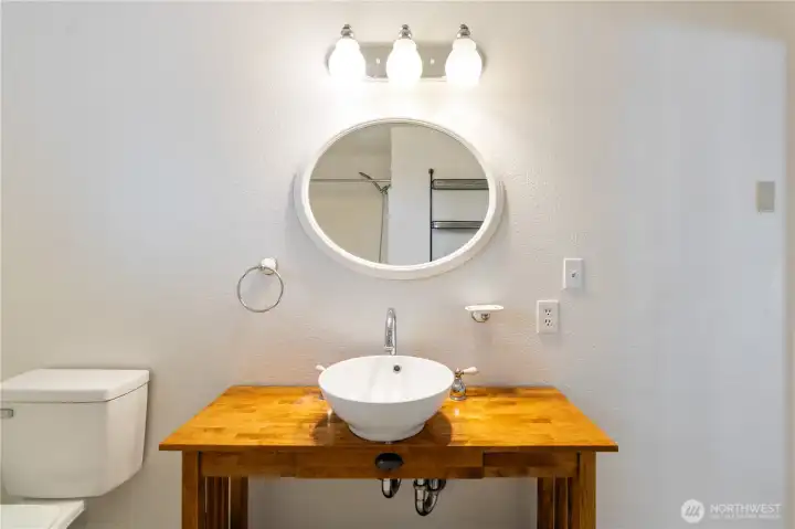 Sink is framed and elegant