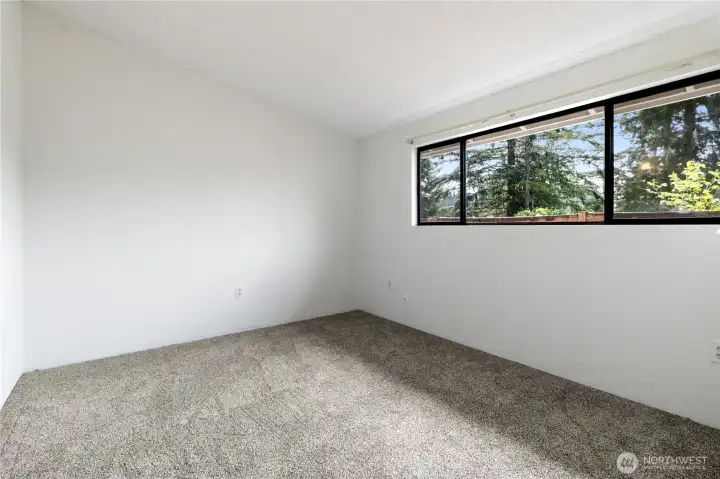 Bedroom 2 with new carpet