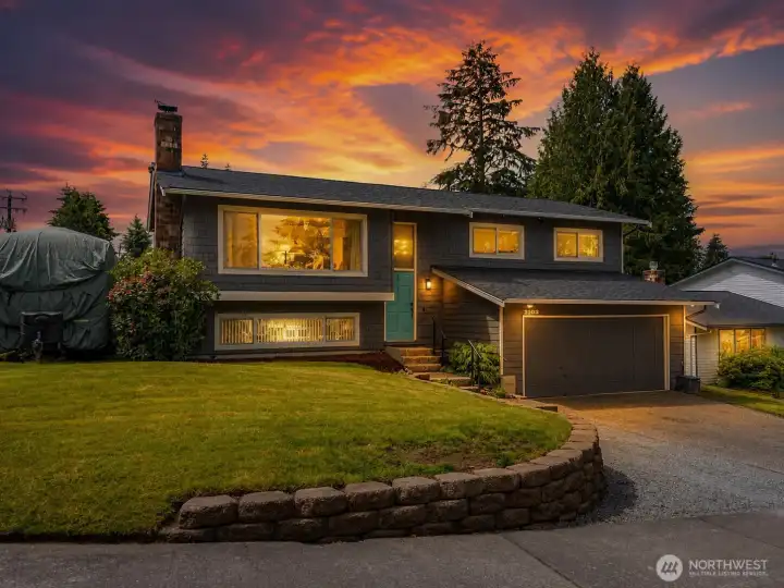 This amazing Adelaide Park home is waiting for you to come fulfill your dreams here. This amazing Adelaide Park home is waiting for you to come fulfill your dreams here.