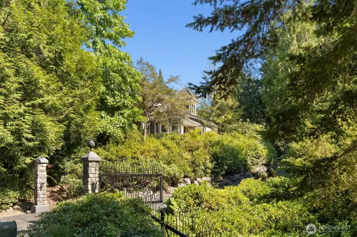 A gated entry welcomes you to Huntley House. A gated entry welcomes you to Huntley House.