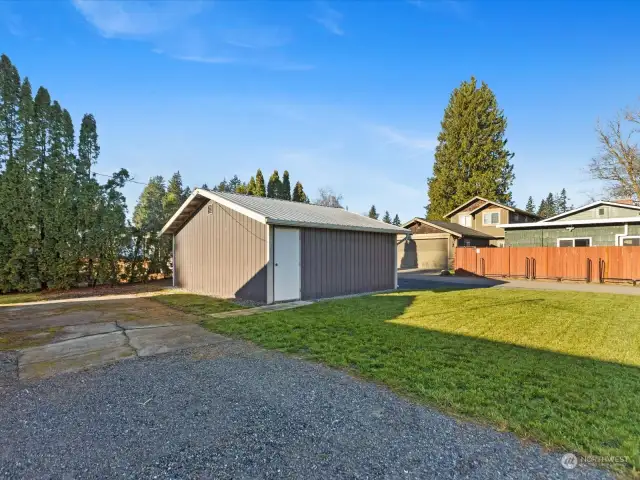 The area between the house and garage could be perfect RV parking if desired.