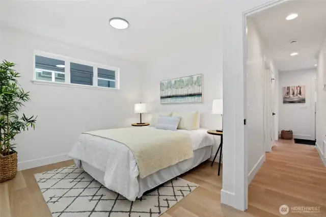 Main level bedroom#2