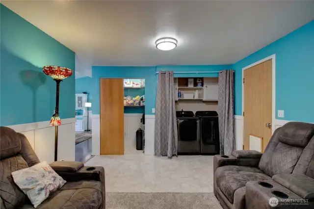 Pantry & Laundry
