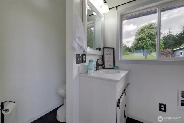 En-suite bathroom