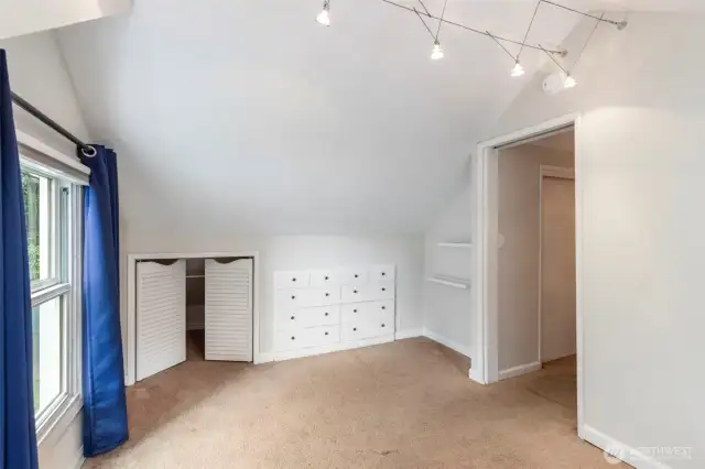Guest bedroom with charming built-ins