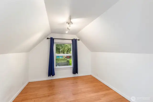 Office/Den/Flex space upstairs