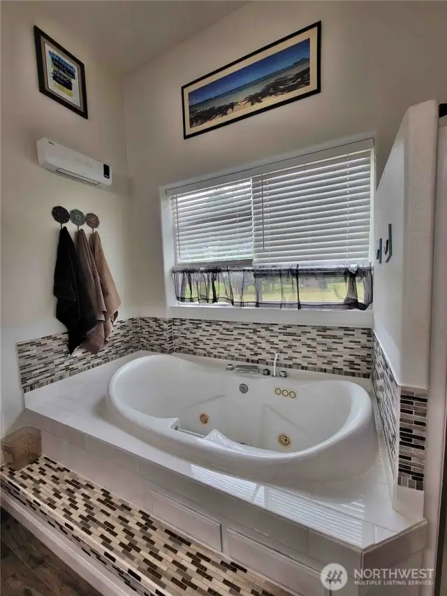 Jetted Tub