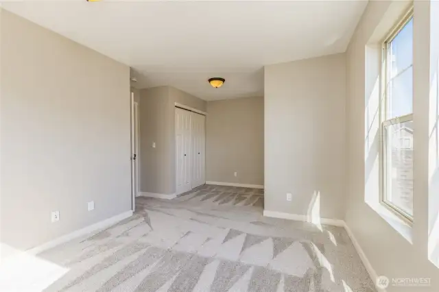 Bonus room or 4th bedroom