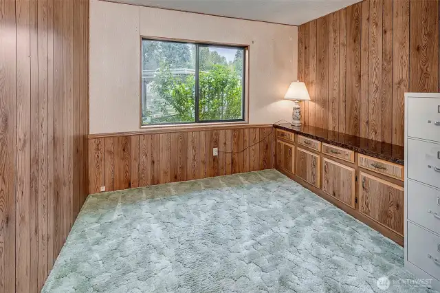 Third bedroom or office space
