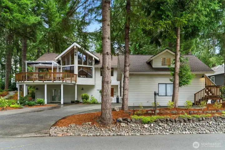 Great curb appeal to go with a fabulously functioning home and property