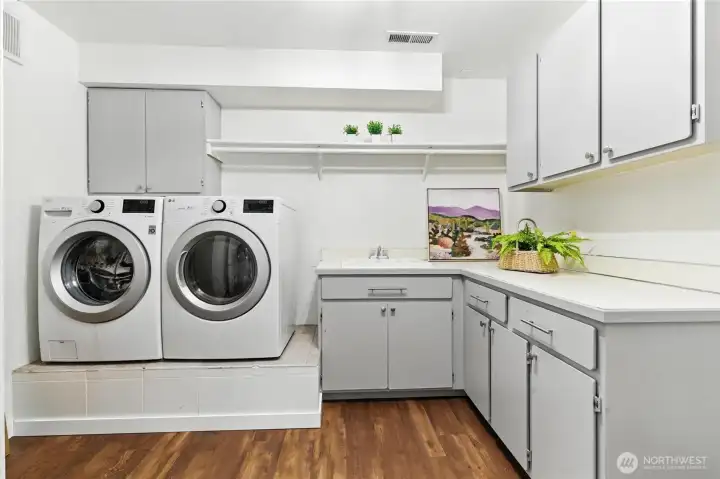 Main level utility room