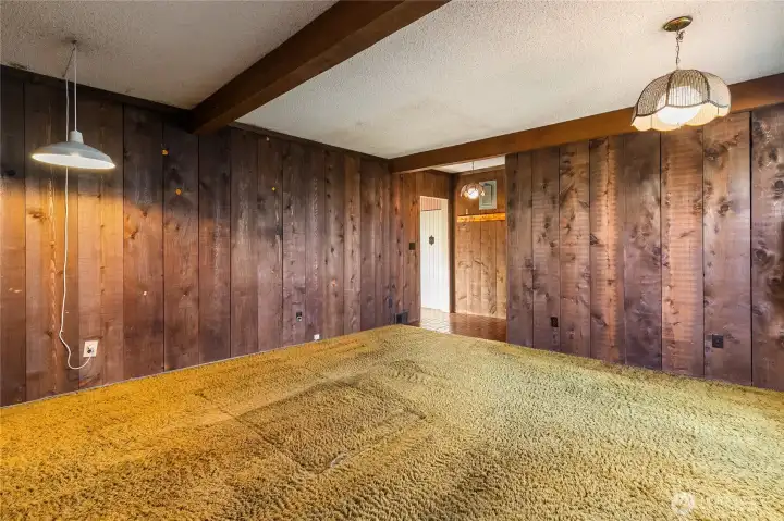 Large rec/bonus/living room at the back of the house