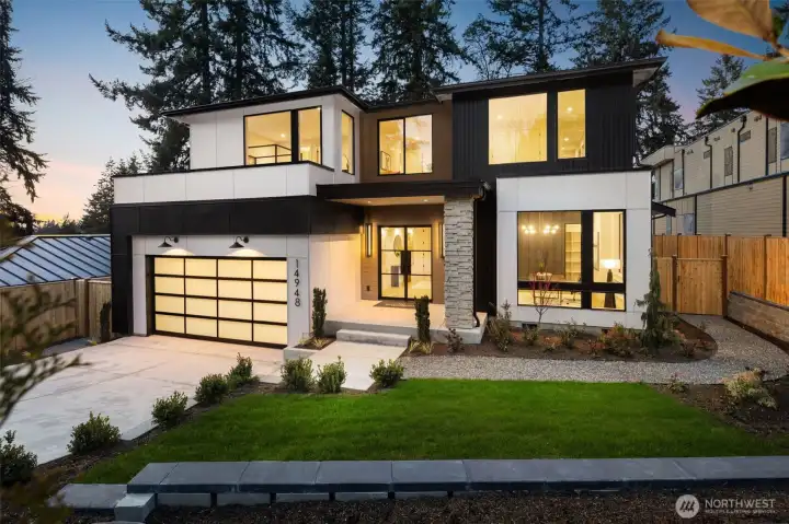 Stunning NW Contemporary home by boutique builder Belle Crown Homes