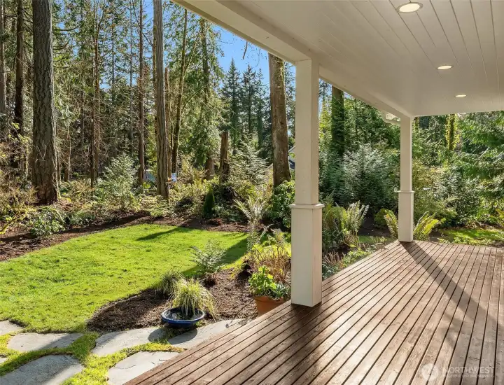 Covered front porch.