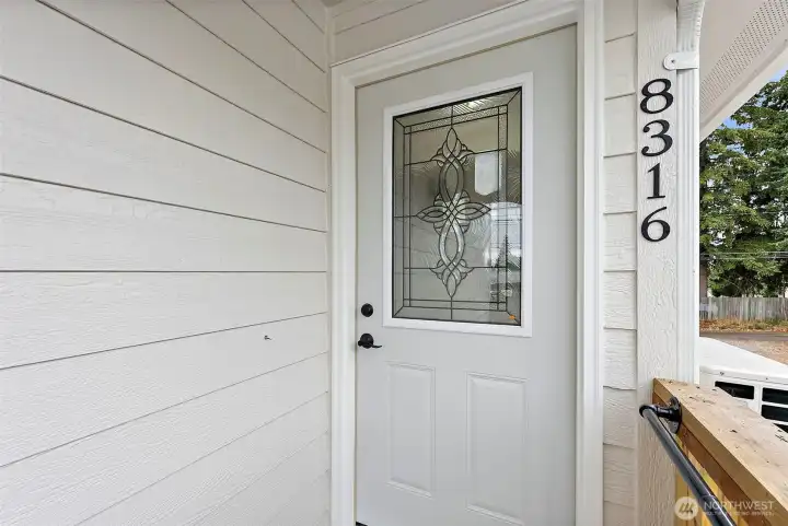Upper Unit Entryway