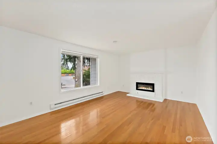 Upper floor living room