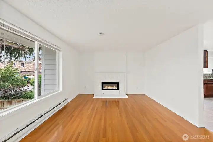 Upper floor living room