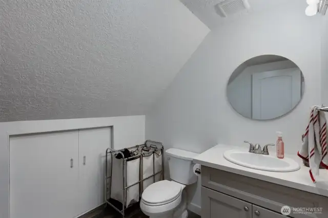 Unit B half bath