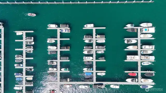Sunset Marina Lake Chelan 33.58' Boat Slip - EDE2