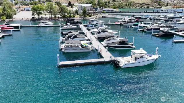 EDE2 - 33.58' Sunset Marina Lake Chelan Boat Slip