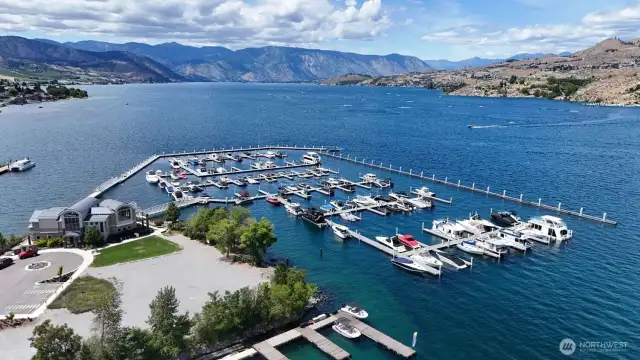 Sunset Marina Lake Chelan 33.58' Boat Slip - EDE2