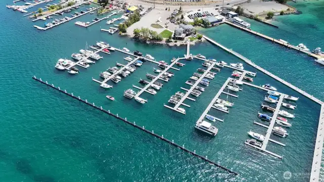 Sunset Marina Lake Chelan 33.58' Boat Slip - EDE2