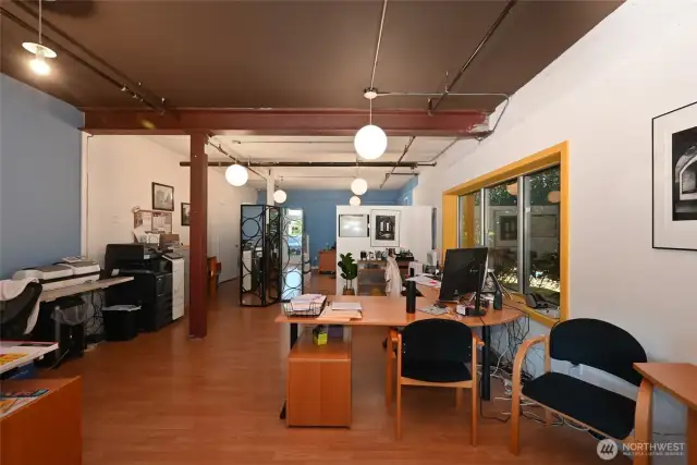 Commercial space 103