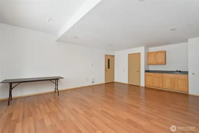 common rental party room