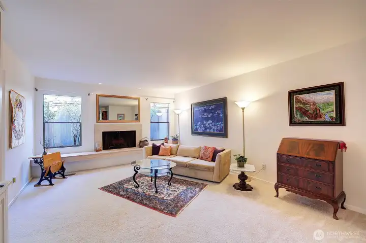 Spacious living room