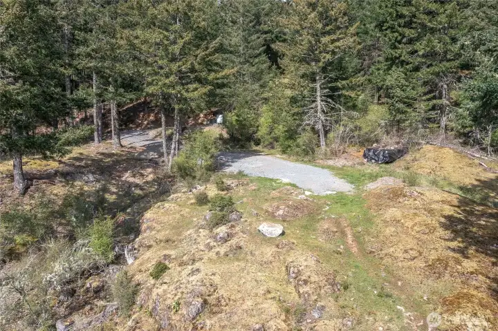 The building site is ready for construction. Permitted plans are ready for your contractor to commence construction.
