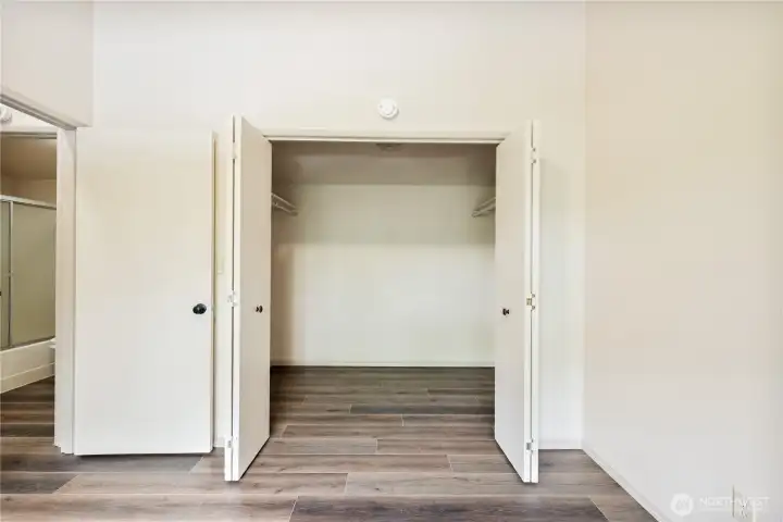Walk in closet