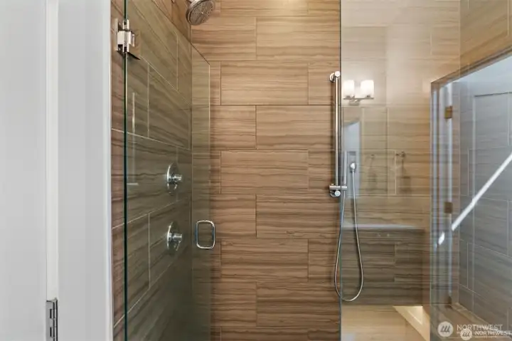 Gorgeous contemporary Primary bath.