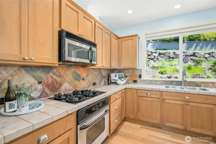 Popular gas range with an updraft system.