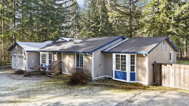 Nestled in the shadows of Mt Rainier, your three bedroom rambler awaits.