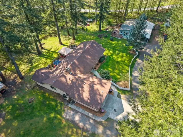 7212 & 7210 Delphi Rd SW, Olympia, WA 98512 | 5.08 acres | Shop