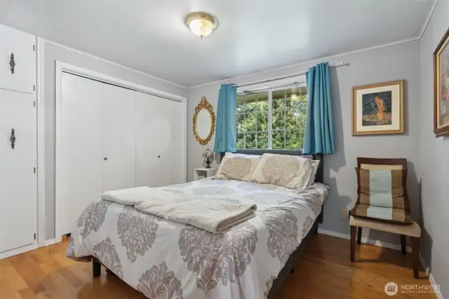 Comfortable 2nd bedroom offering built-in closet and great storage.