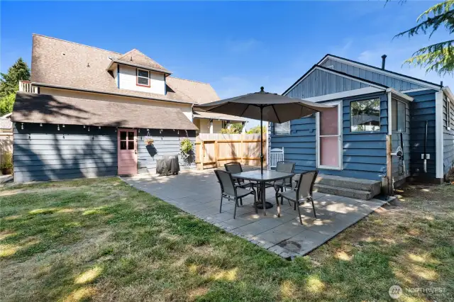 detached garage side door