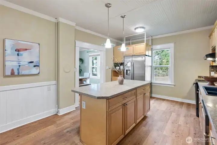Kitchen with Island