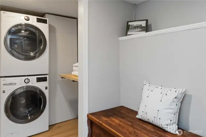 Washer & dryer stay!