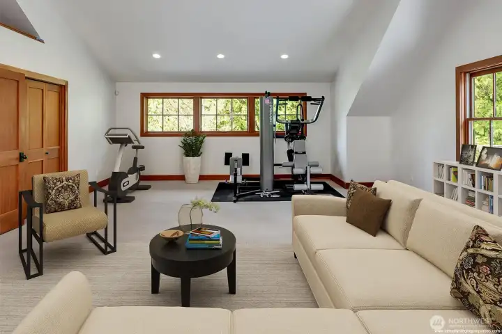 Another view of the Bonus space