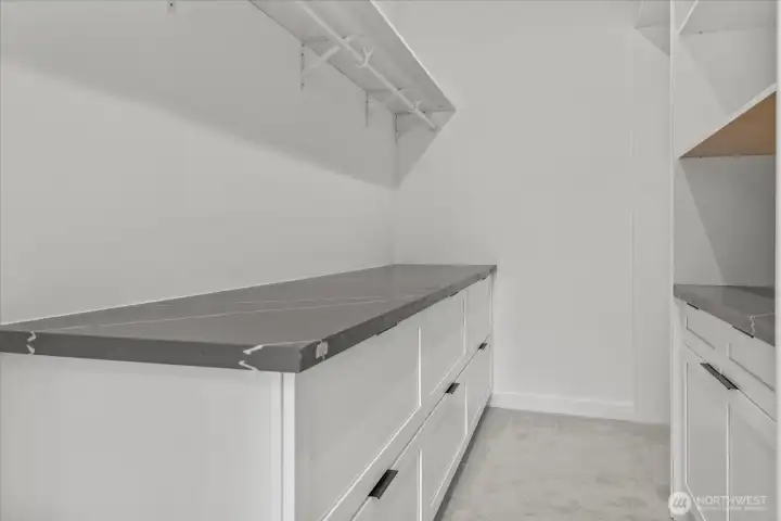 Walk-in closet