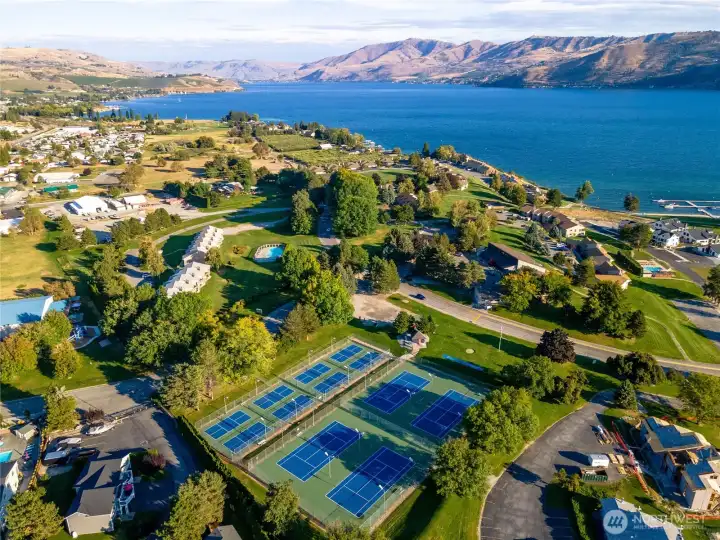 Pickle ball, tennis courts, clubhouse, mini golf, boat rentals and amenities galore