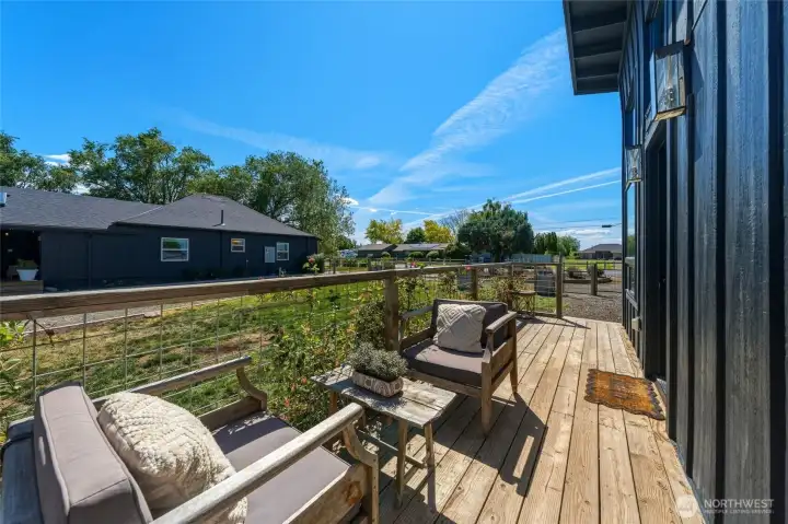 256 (ADU) Front Deck