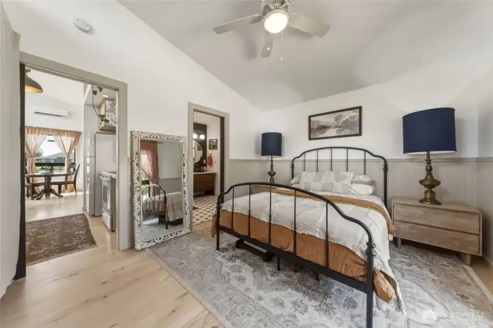 256 (ADU) Bedroom