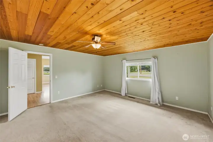 Bedroom #1